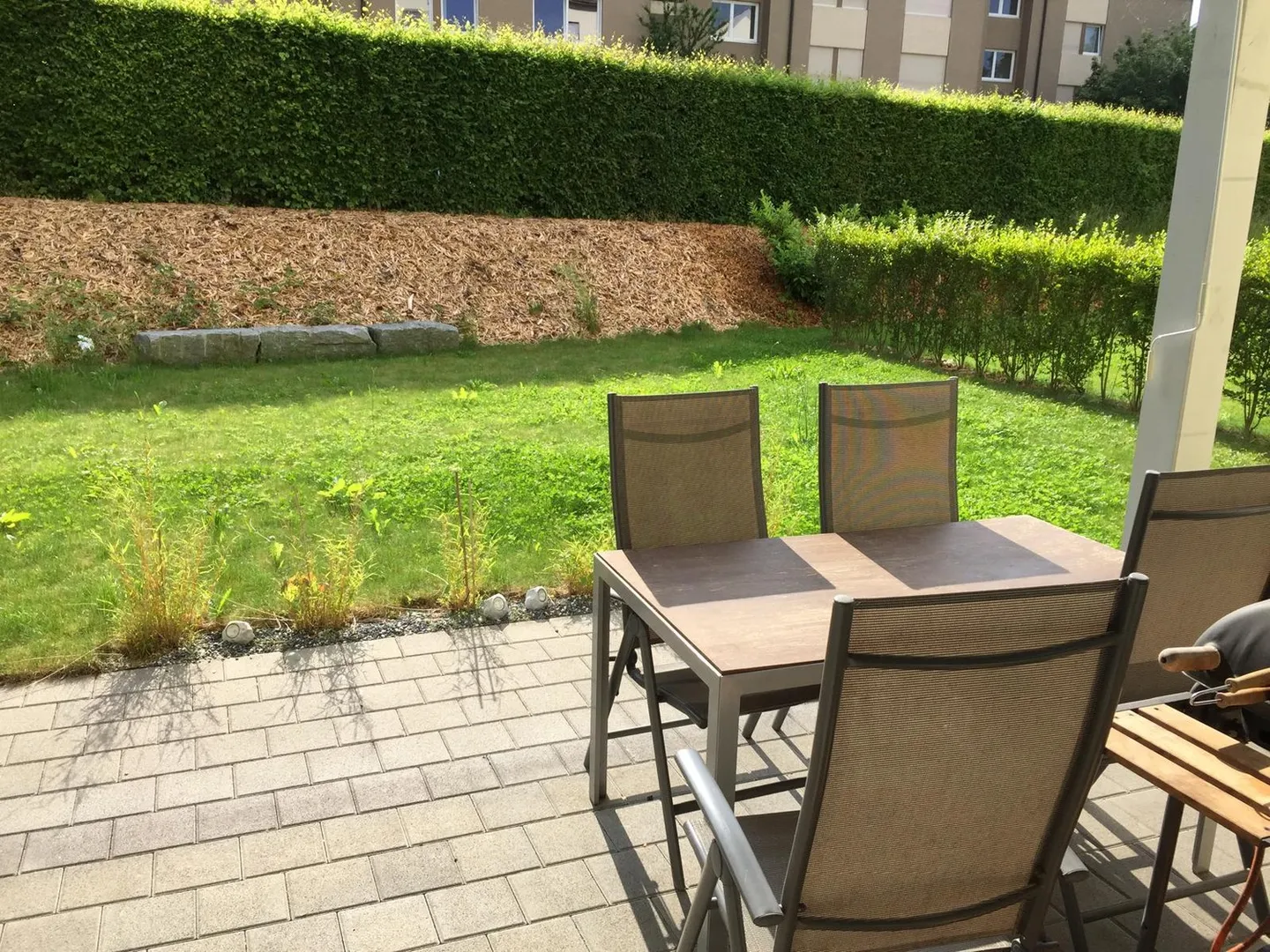 Condominium moderne de 4,5 pièces avec jardin ensoleillé - Photo 10 sur 11