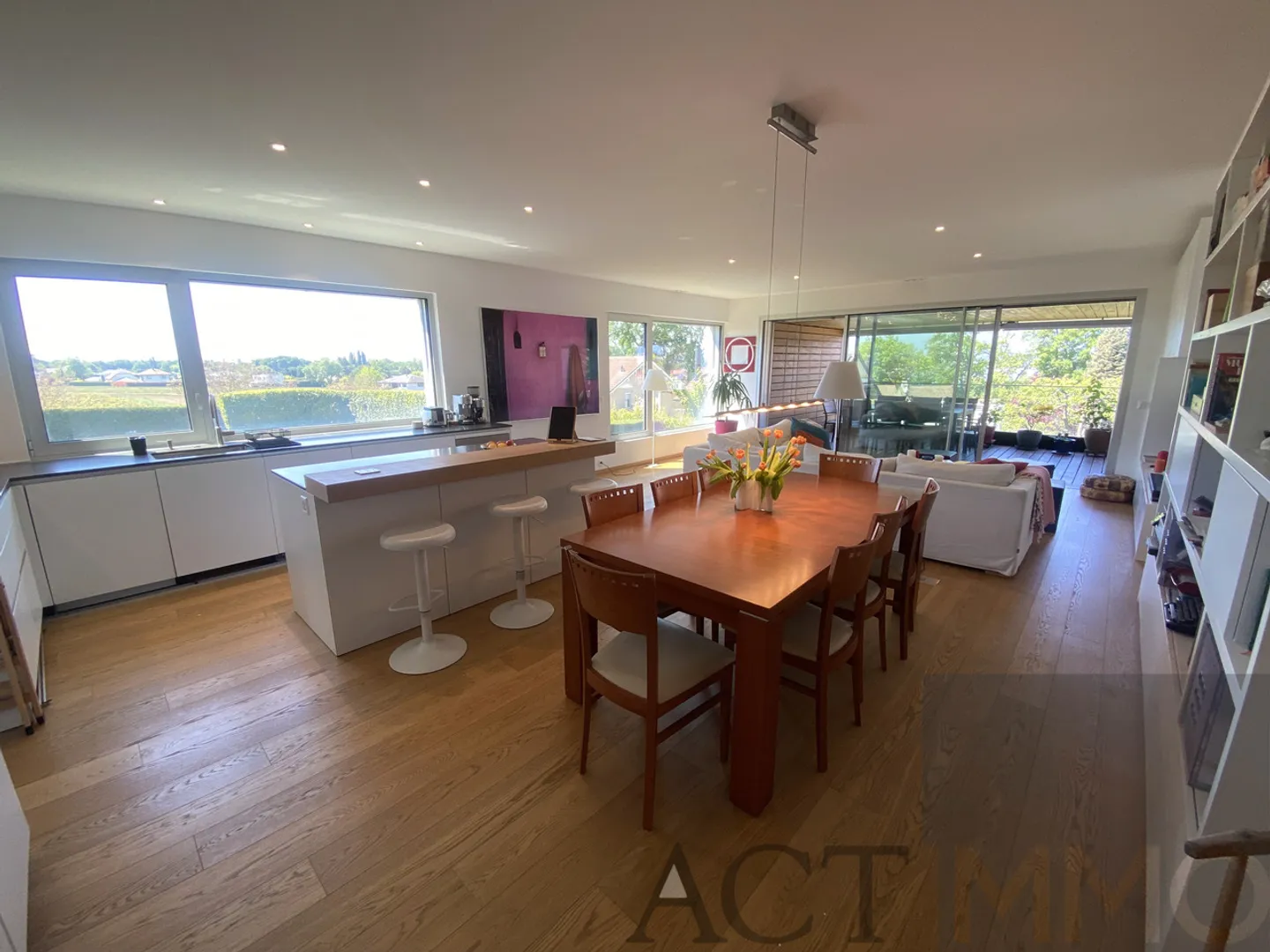 Casa di Lusso con Vista Lago - Foto 2 di 9