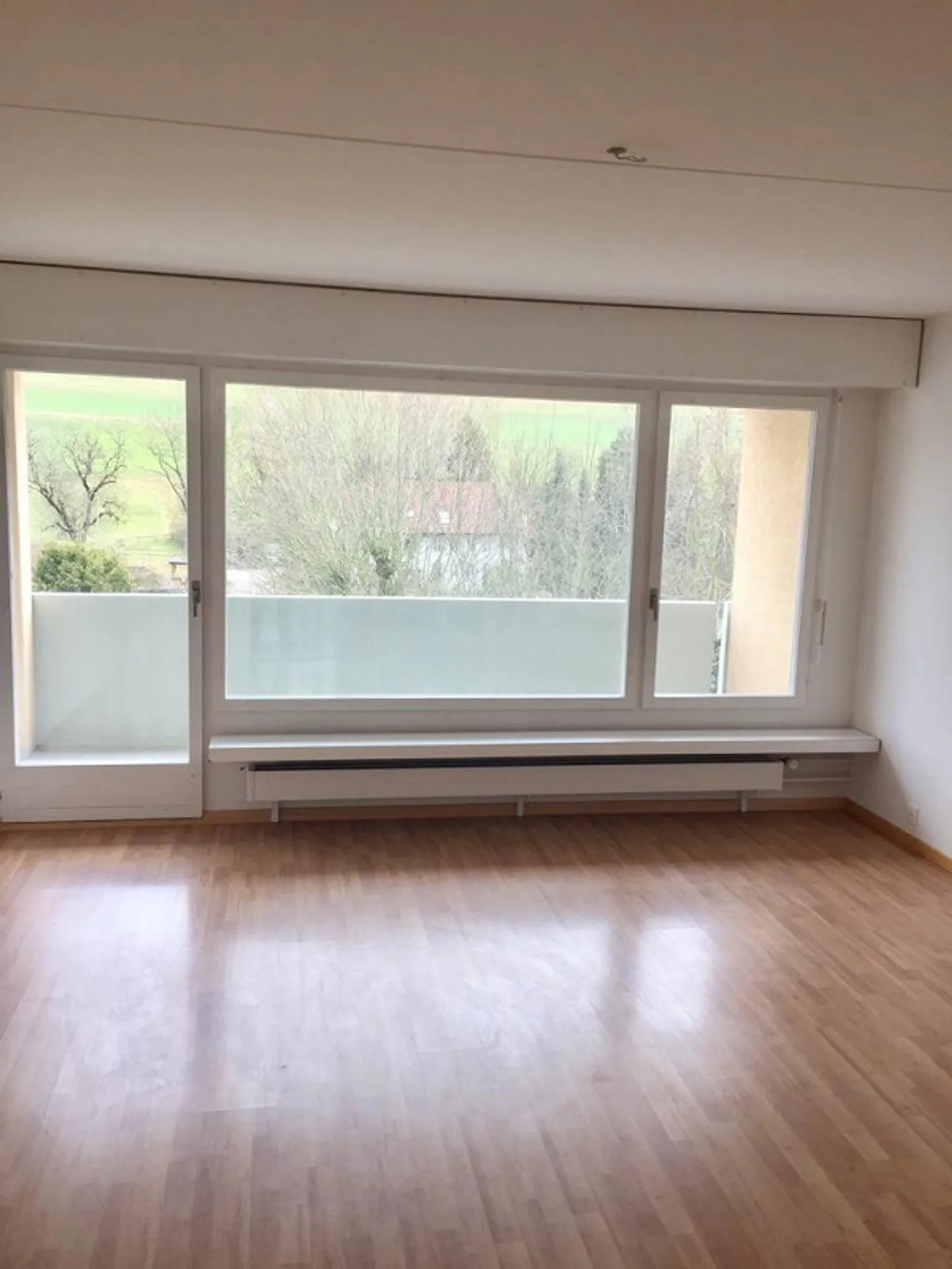 Geräumige 3.5-Zimmerwohnung - Foto 2 von 6