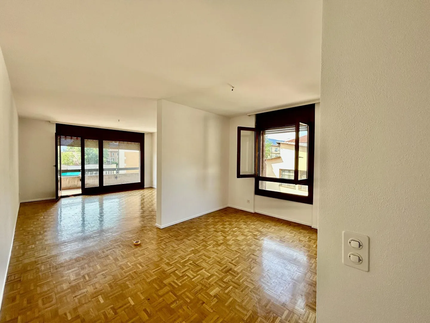 Appartamento ristrutturato con terrazza - Foto 1 di 10