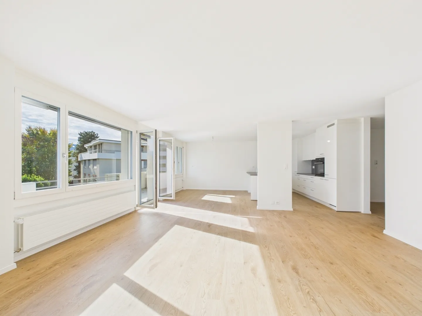 Renovated 4.5-room apartment in Rapperswil near the lake - Photo 1 of 13