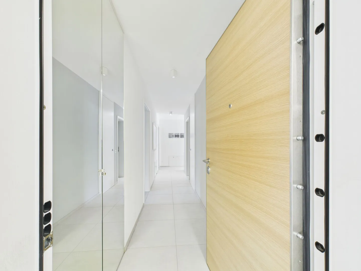 Appartamento moderno di 3,5 locali con giardino privato in complesso residenziale - Foto 13 di 27