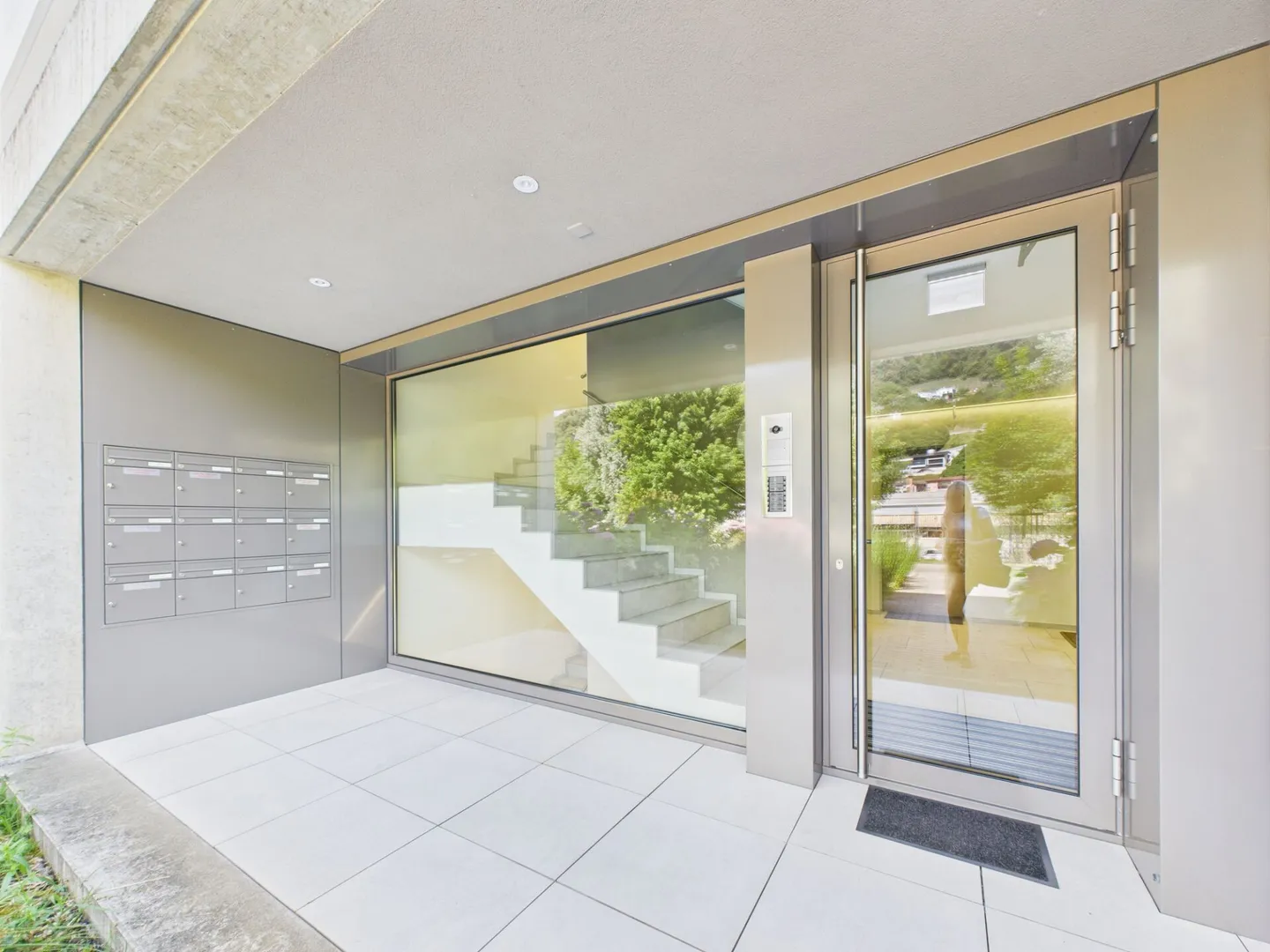 Appartamento moderno di 3,5 locali con giardino privato in complesso residenziale - Foto 16 di 27