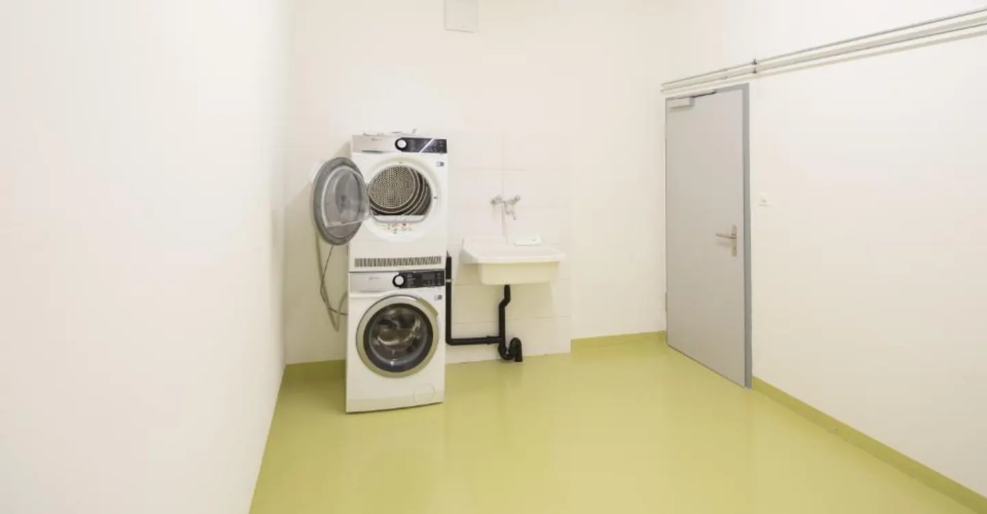 Appartement Rénové Récemment - Photo 13 sur 16
