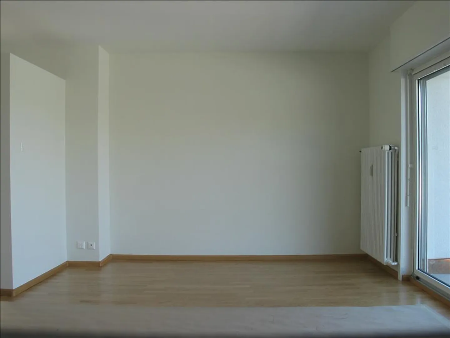 Appartement à louer - Photo 2 sur 5