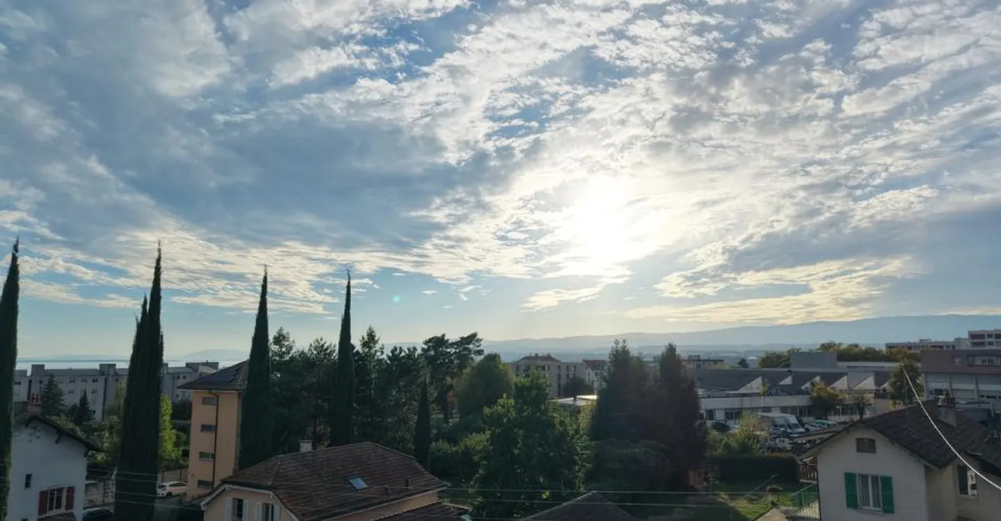 L'ÉLÉGANCE AUX PORTES DE LAUSANNE-2,5 pièces-RARE ET RECHERCHÉ - Photo 7 sur 8