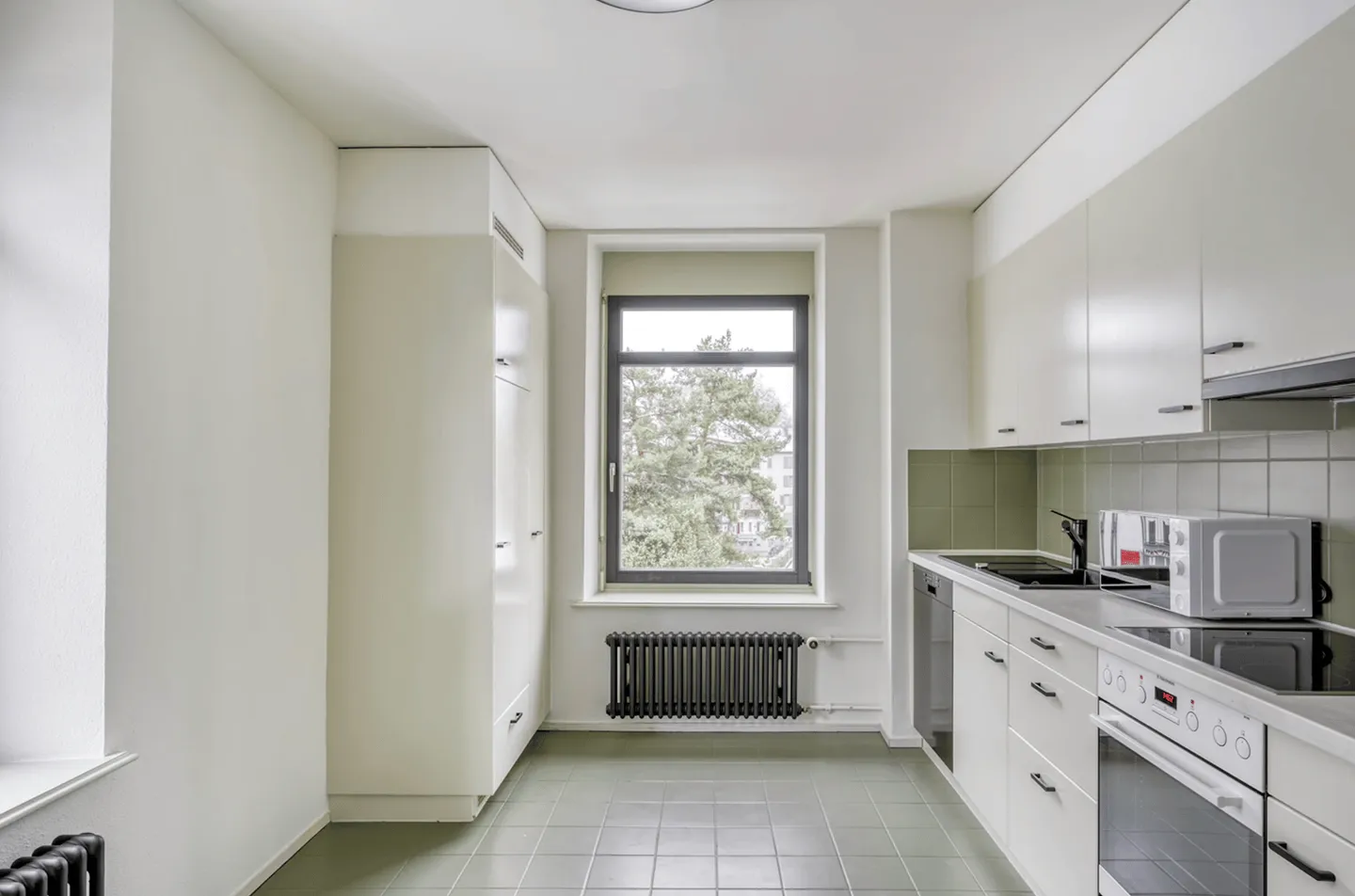 Sonderaktion! Charmantes 2.5-Zimmer-Duplex-Apartment in Zürichs lebhaftem Stadtteil 4 - Foto 5 von 14