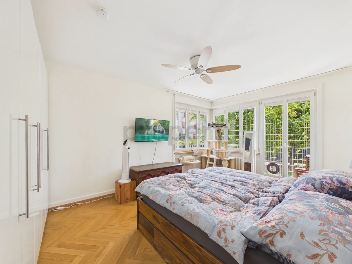 Stylish 4.5-room apartment with high-quality interior design - Photo 7 of 13
