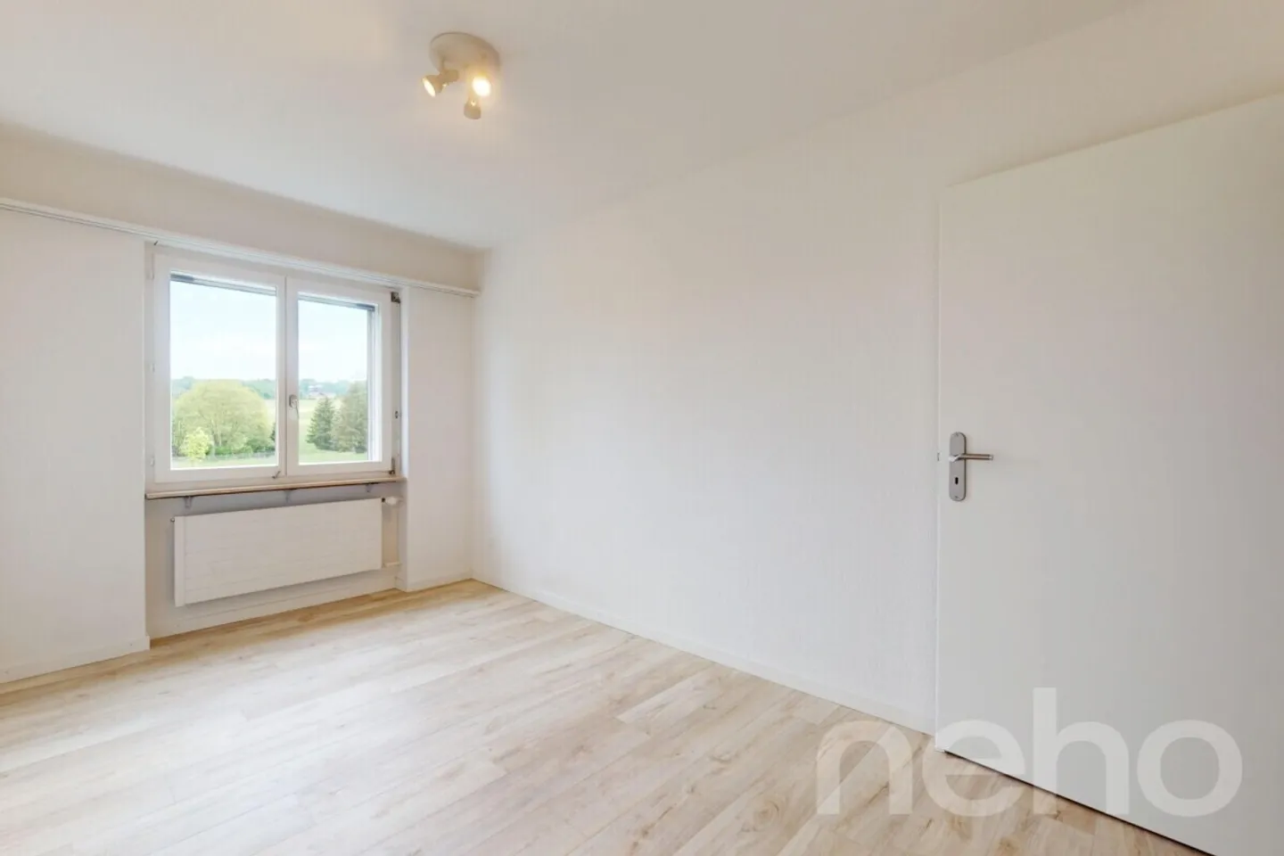 Einzigartige Attikawohnung mit Terrasse - Foto 10 von 11