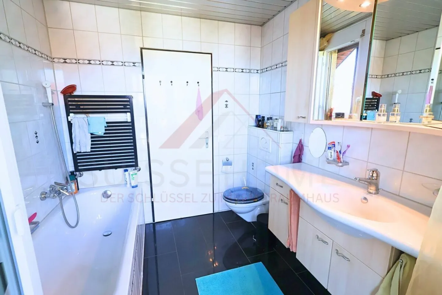 Paradiso familiare elegante con piscina e sauna - affascinante casa unifamiliare in una posizione tranquilla a Kestenholz - Foto 28 di 29