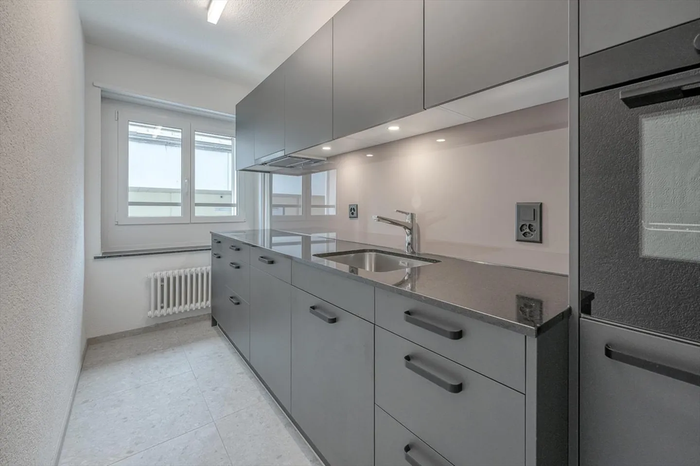 Appartamento in affitto - Foto 1 di 8