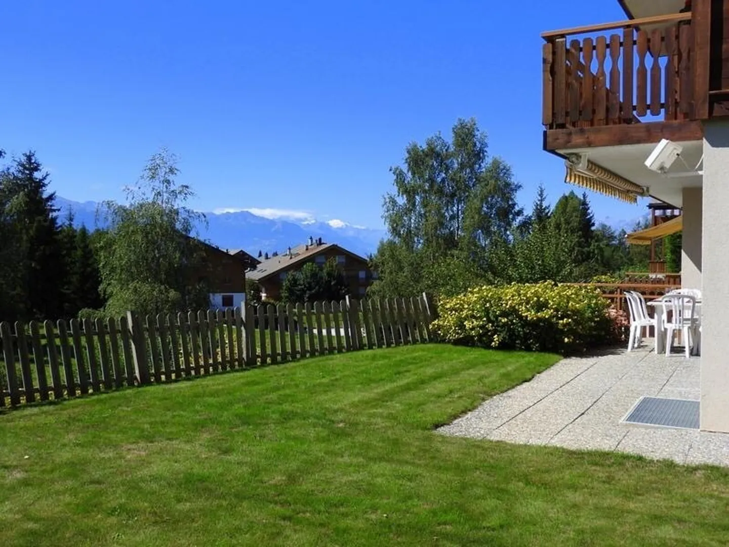 Location d'appartement 4,5 pièces par an - Photo 1 sur 15