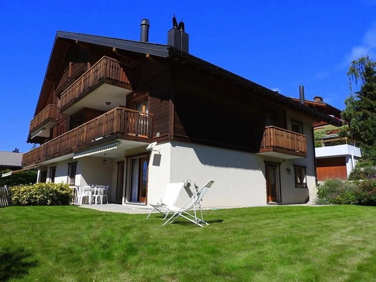 Location d'appartement 4,5 pièces par an - Photo 2 sur 15