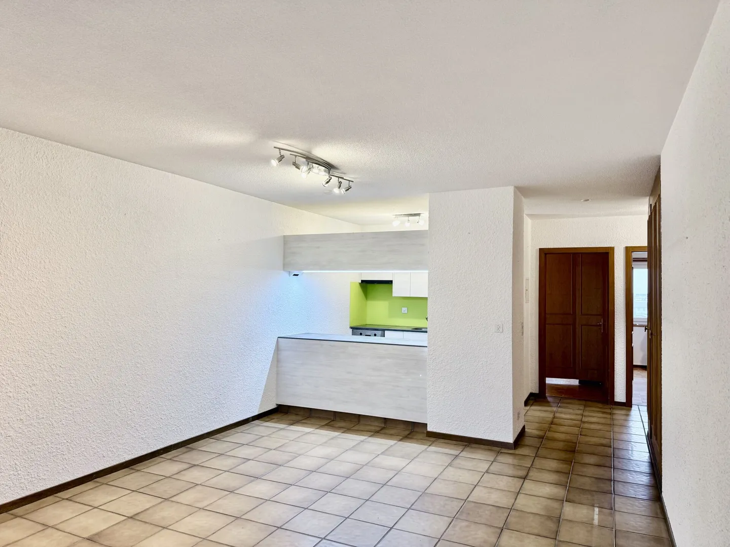 Appartement Charmant à Martigny - Photo 3 sur 14