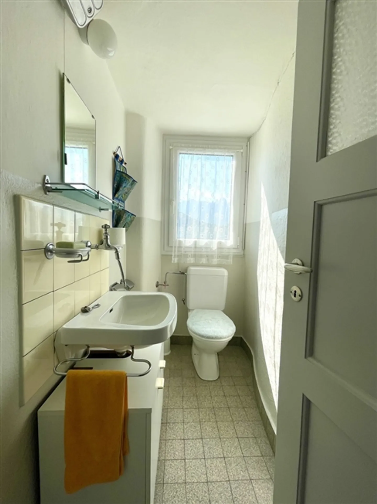 Large Single-Family House - Photo 5 of 15