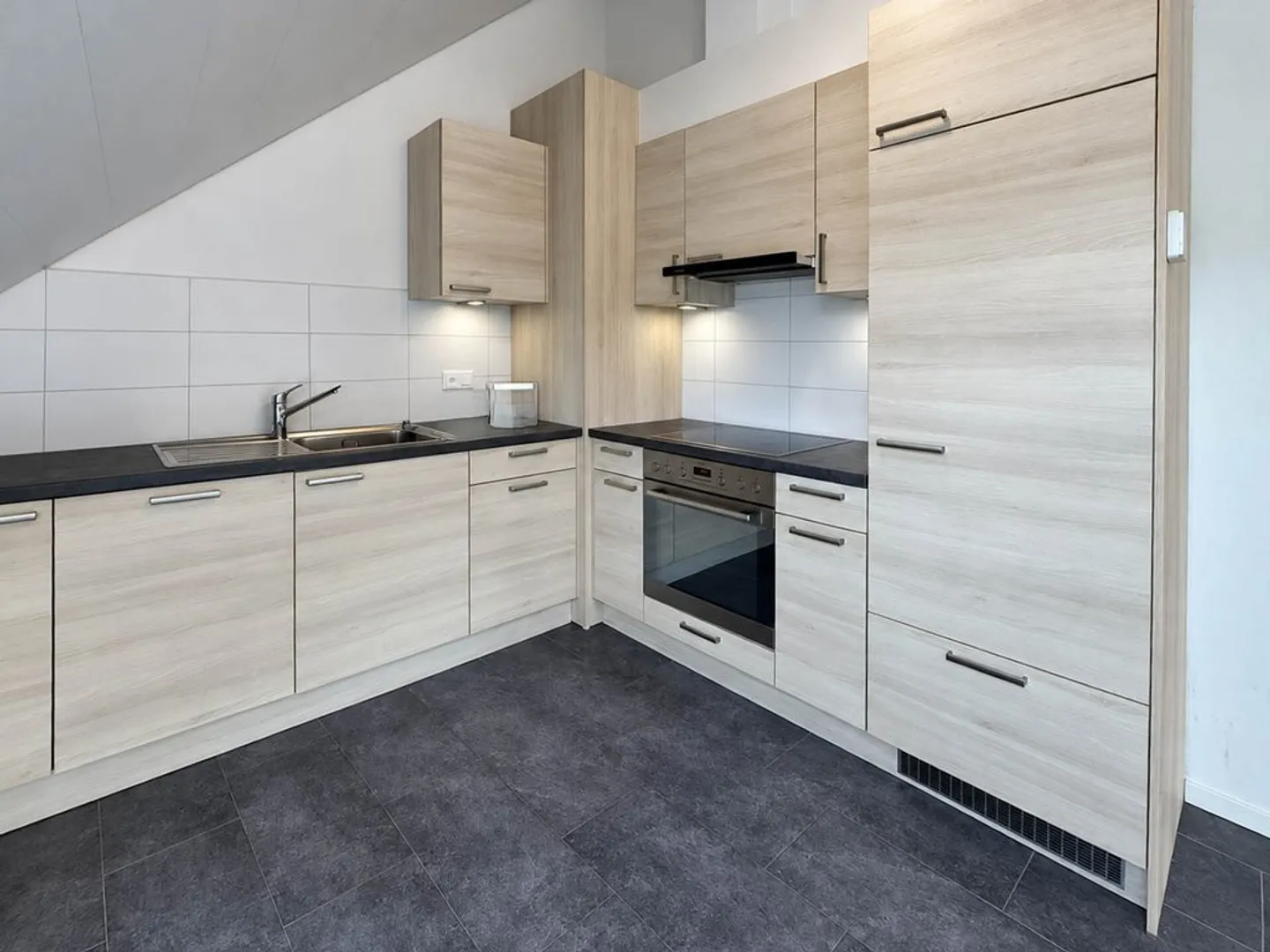 Beautiful duplex apartment - Photo 2 of 8