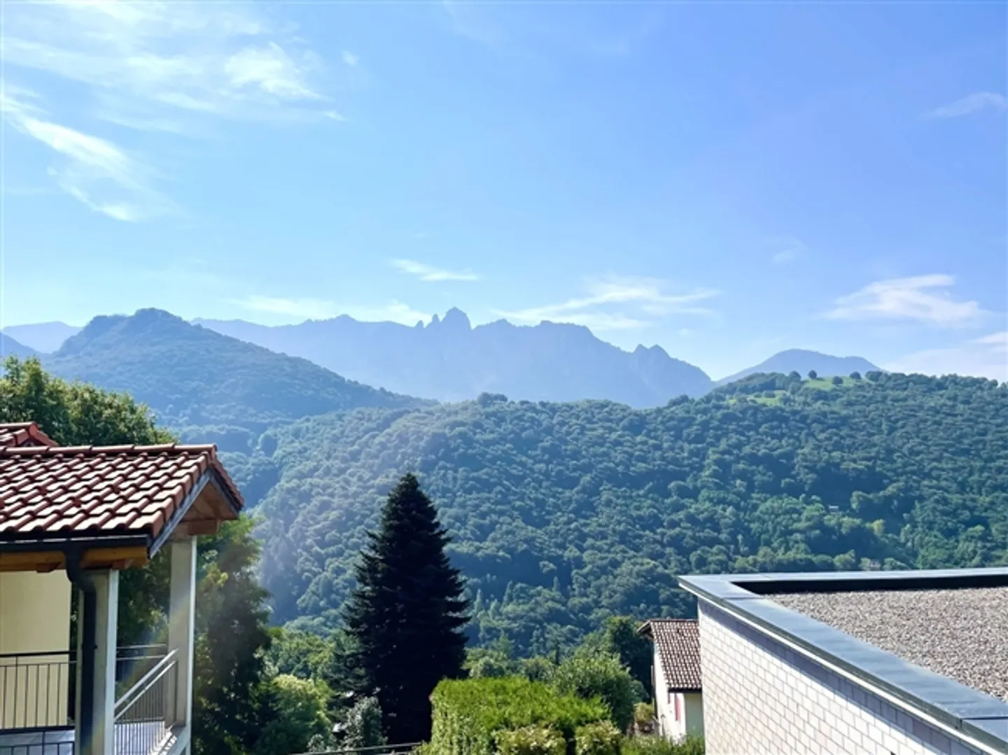 Large Single-Family House - Photo 13 of 15