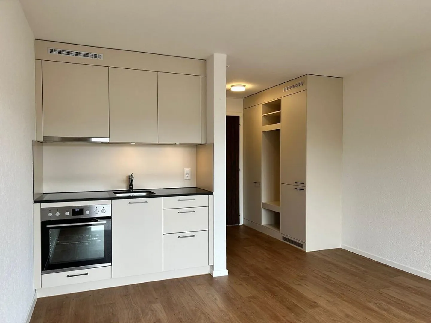Charmantes Studio in Liebefeld - Foto 1 von 3