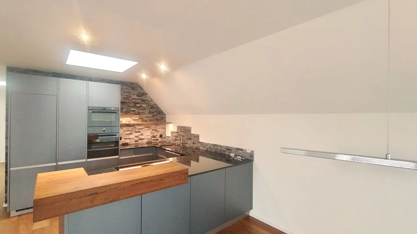Penthouse for sale - Photo 2 of 5