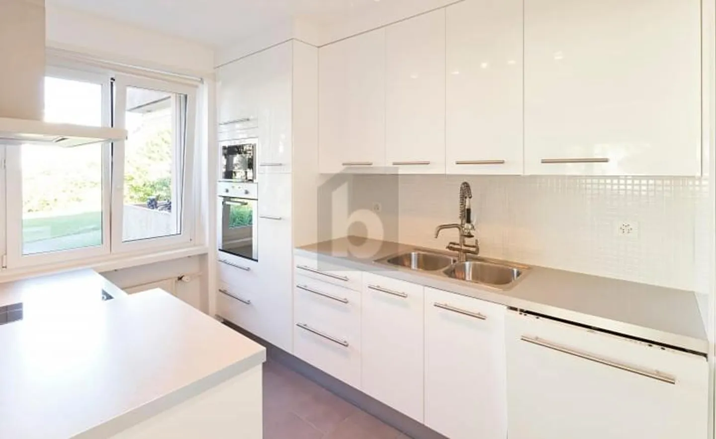 Modernes Apartment in der Natur - Foto 4 von 6