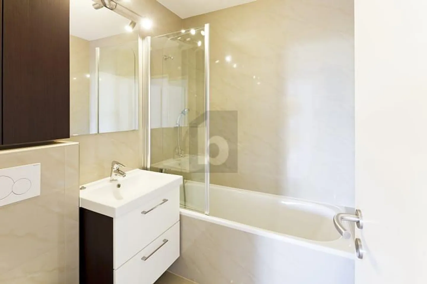 Modernes Apartment in der Natur - Foto 5 von 6