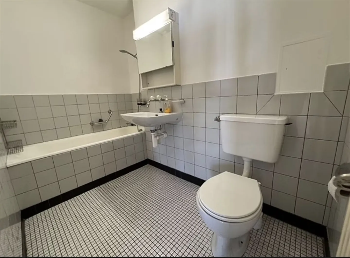 Appartement 3,5 pièces avec balcon - Photo 6 sur 7