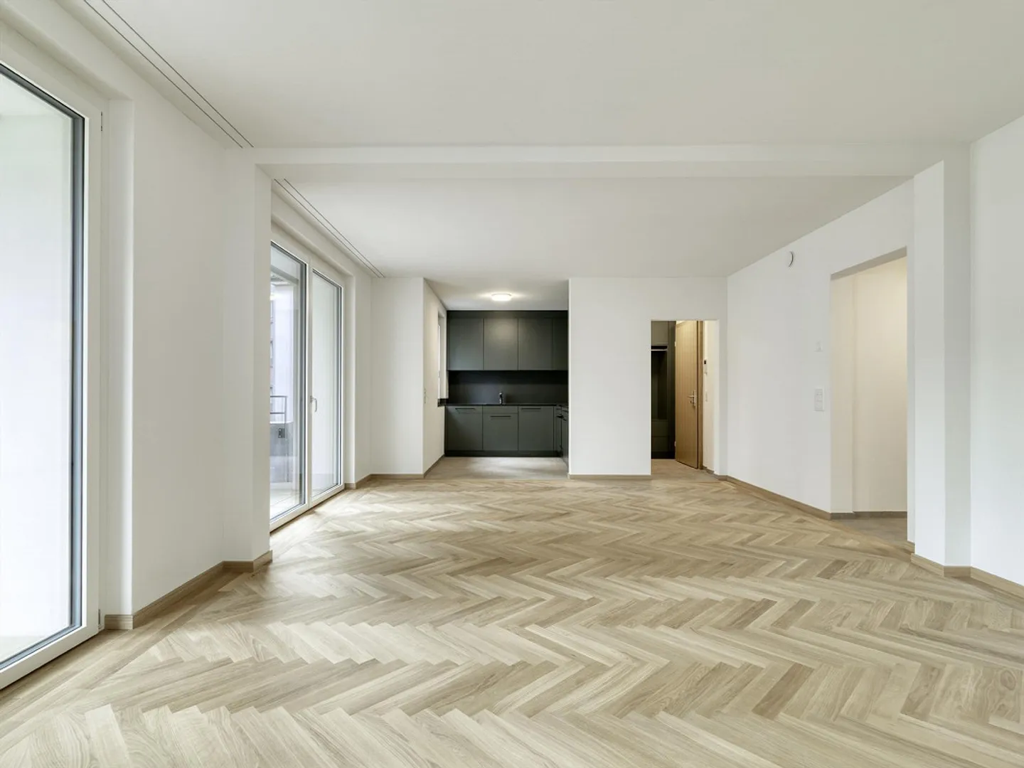 Prima locazione, appartamento esclusivo di 3,5 locali in standard di alta qualità - Foto 3 di 11