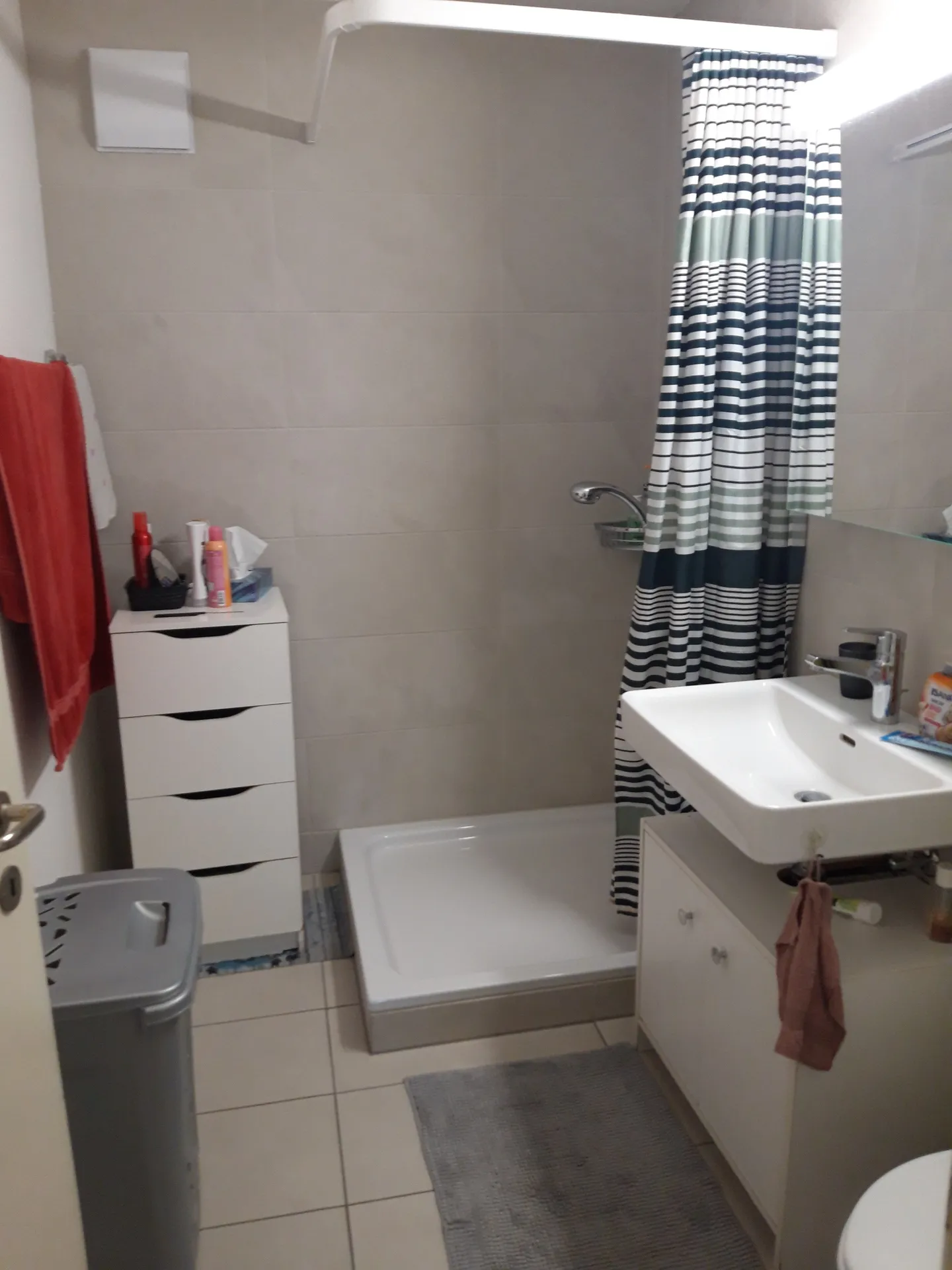 Appartamento 4 locali appena ristrutturato a Burgdorf - Foto 8 di 9