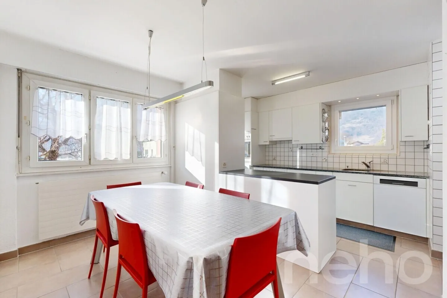 Preferito familiare: Spazio e comfort a Charrat (Martigny) - Foto 1 di 12