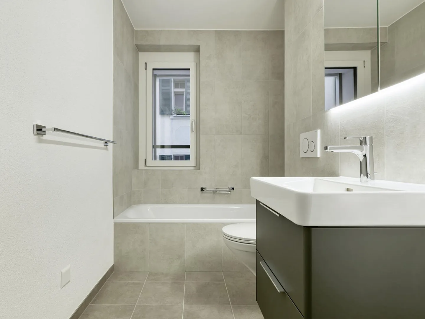 Prima locazione, appartamento esclusivo di 3,5 locali in standard di alta qualità - Foto 7 di 11