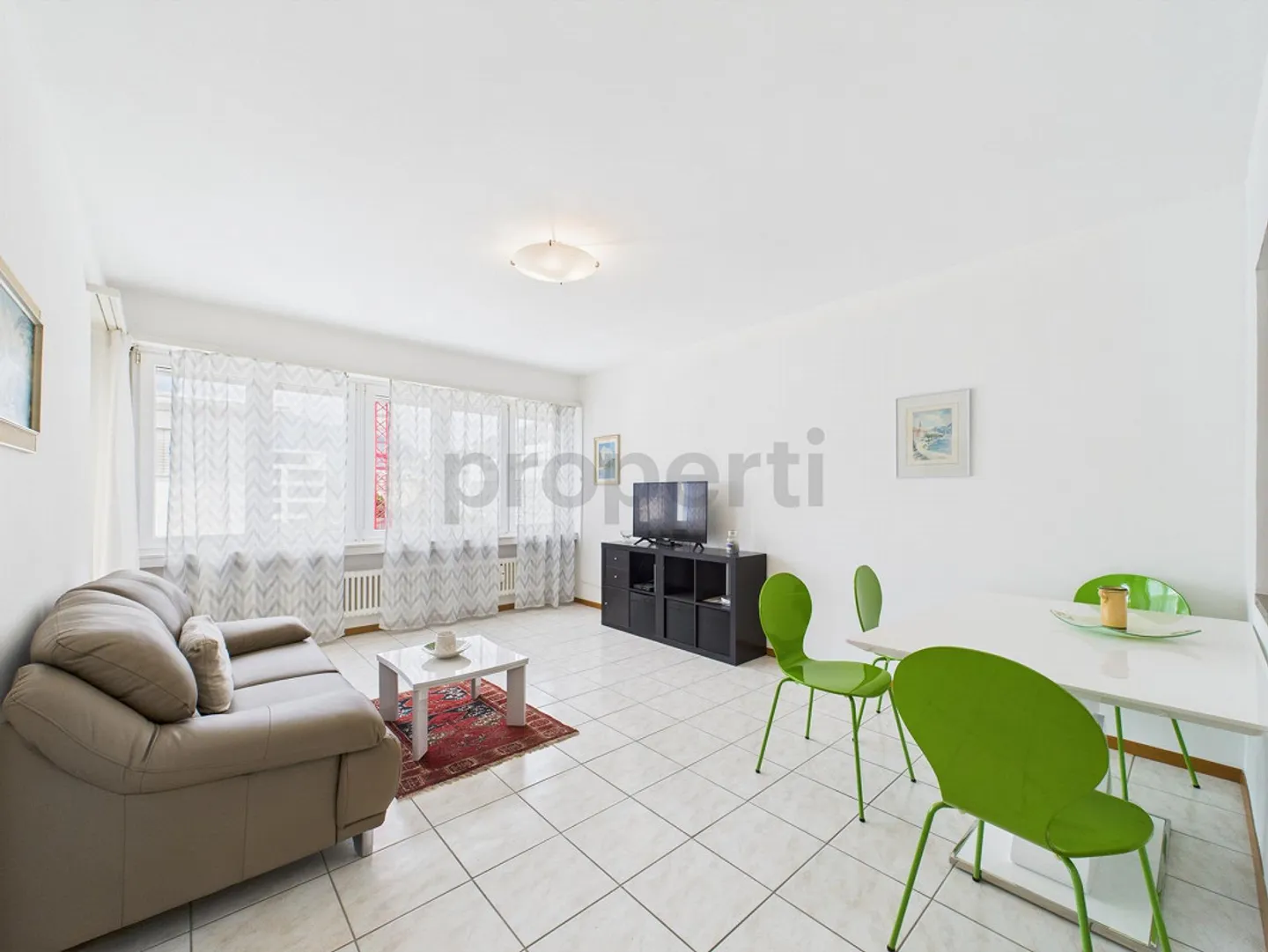 Wohnung in zentraler Lage in Minusio mit Seeblick - Foto 1 von 11