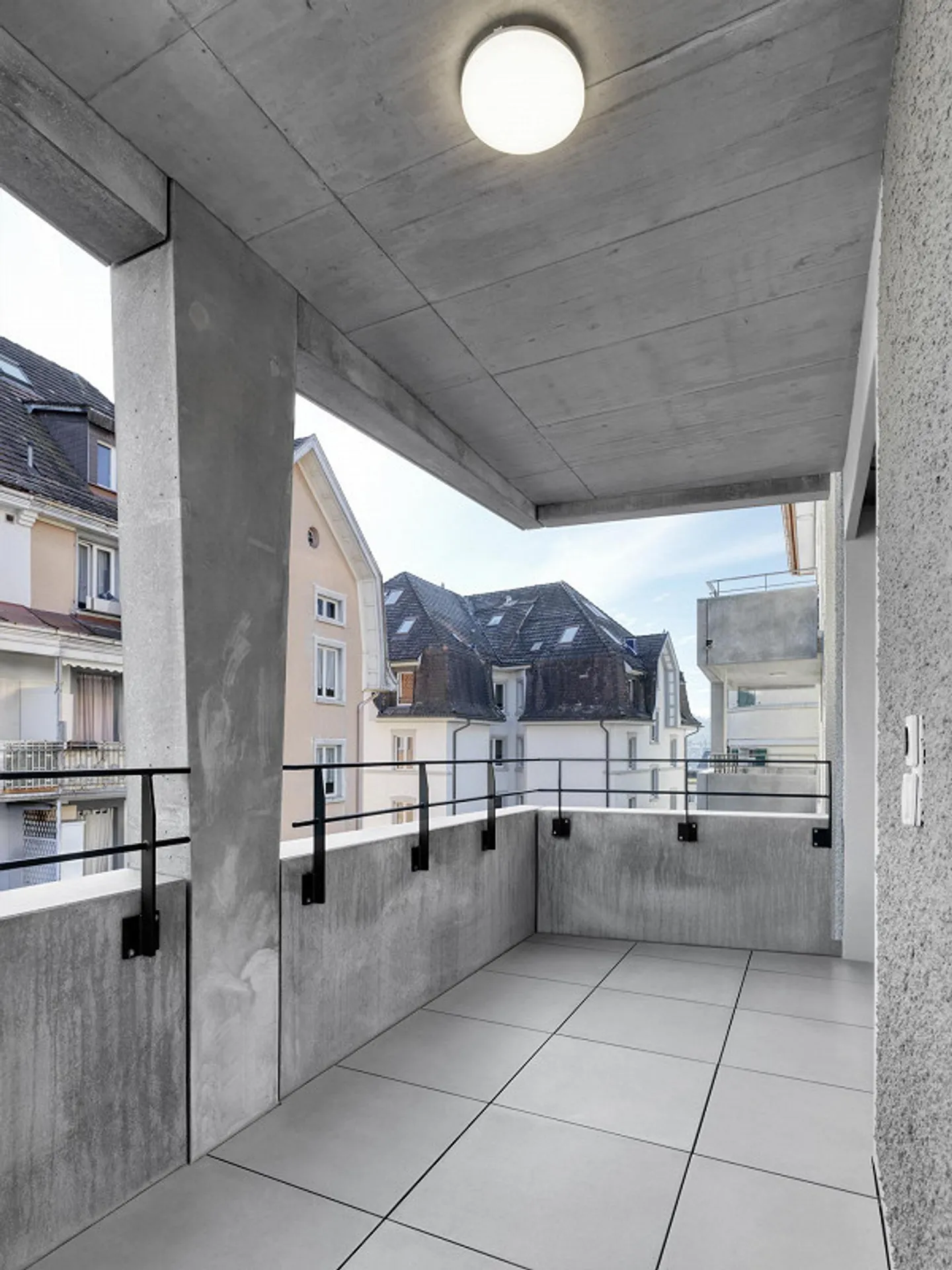 Prima locazione, appartamento esclusivo di 3,5 locali in standard di alta qualità - Foto 9 di 11