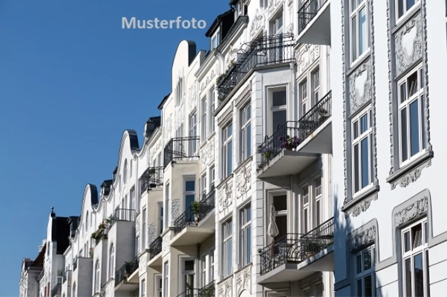 *Casa a 8 parti* - Foto 1 di 1