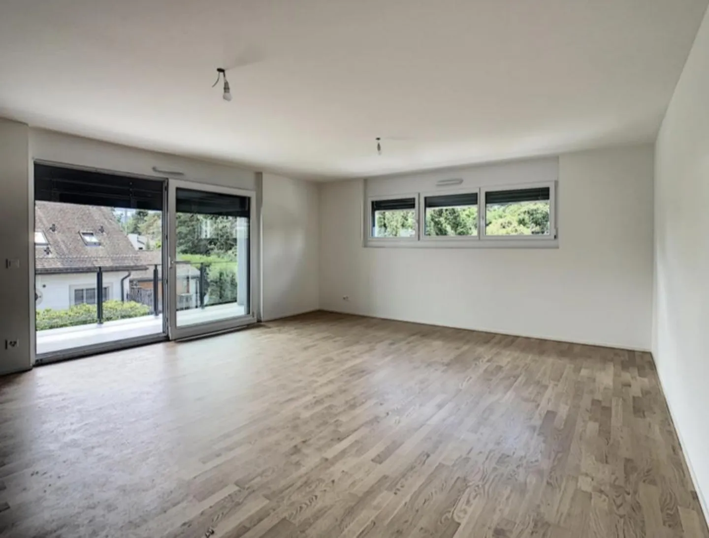 5-room apartment - Photo 1 of 7