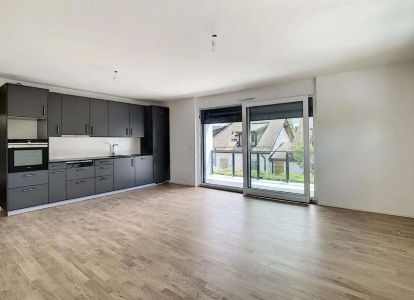 5-room apartment - Photo 2 of 7