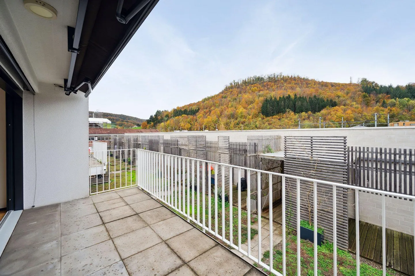 RENT WITHOUT DEPOSIT - cozy apartment with balcony - Photo 9 of 10