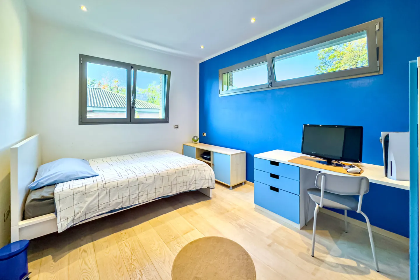 Elegante Villa mit Panoramablick in Lugano-Vezia - Foto 10 von 13