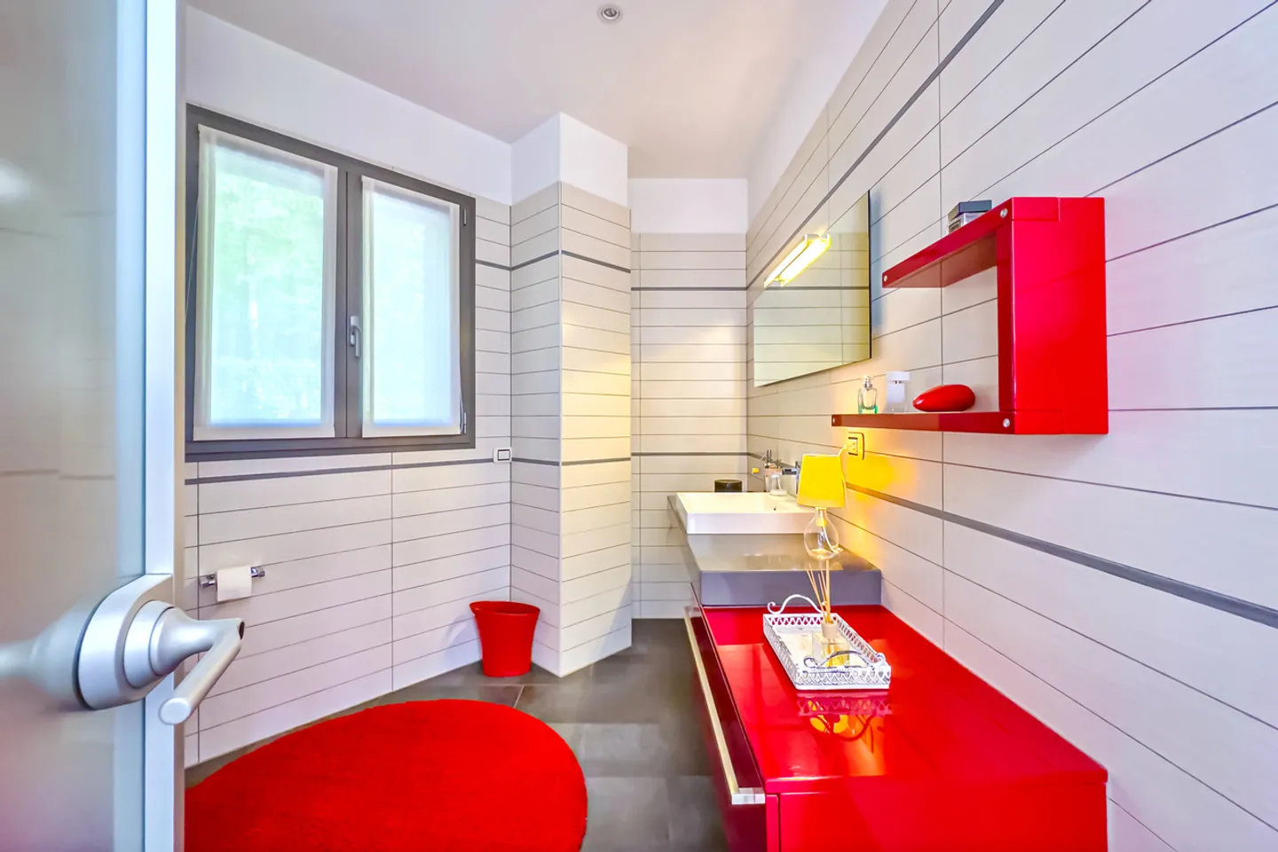 Elegante Villa mit Panoramablick in Lugano-Vezia - Foto 6 von 13