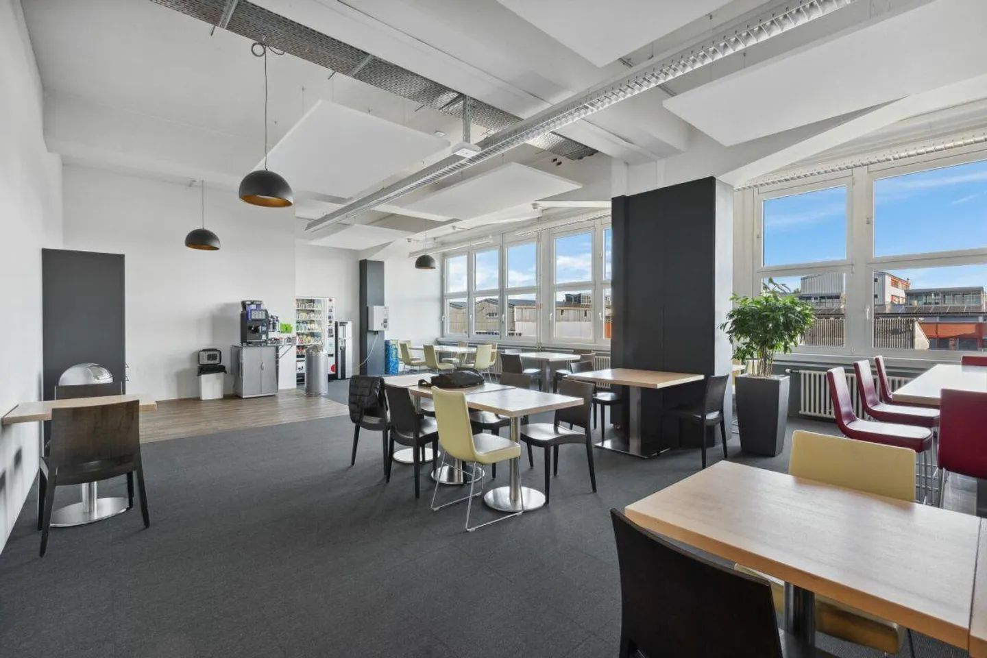 Nouveau site pour votre entreprise - l'espace idéal dans BIG Bern - Photo 3 sur 13