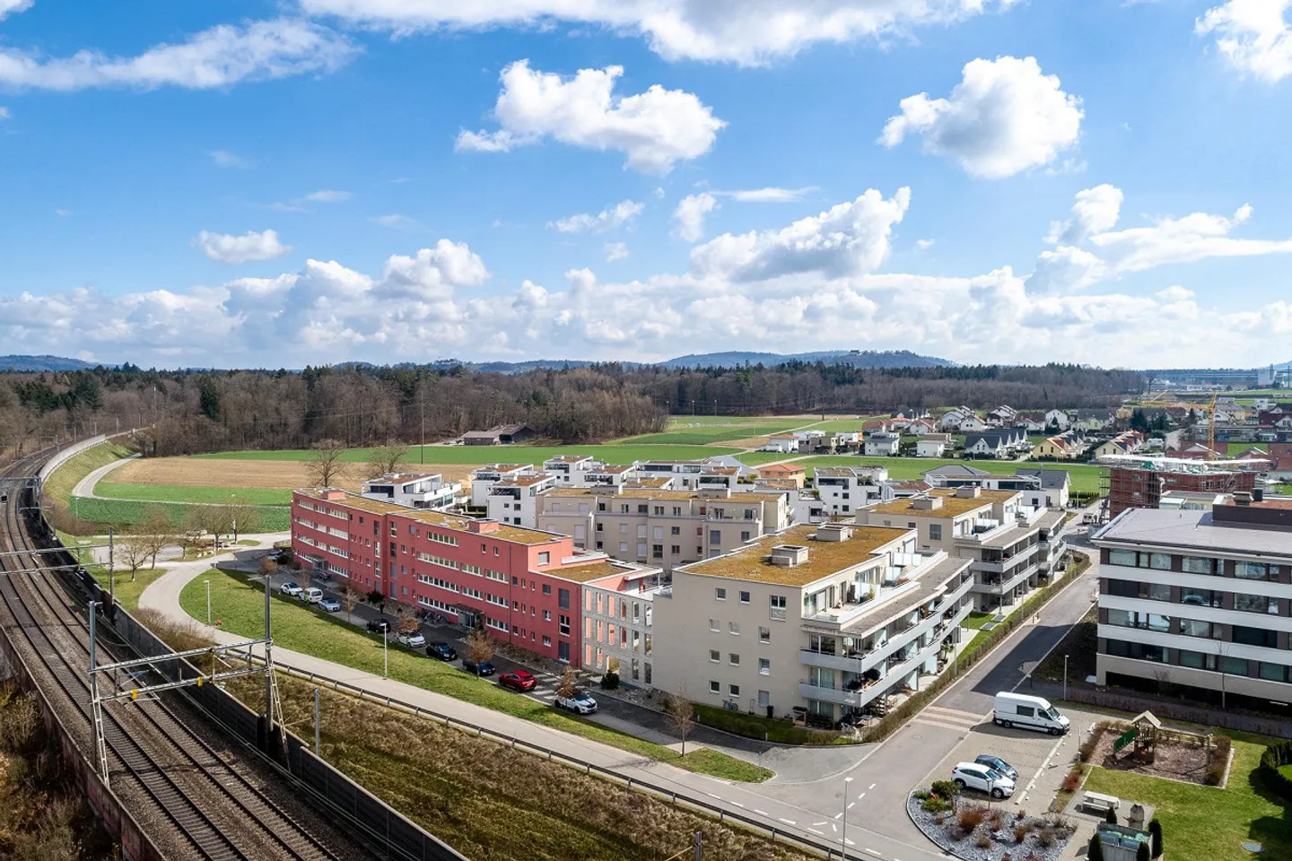72 m² Wohnkomfort und 24.5 m² Balkon zum Geniessen! - Foto 2 di 6