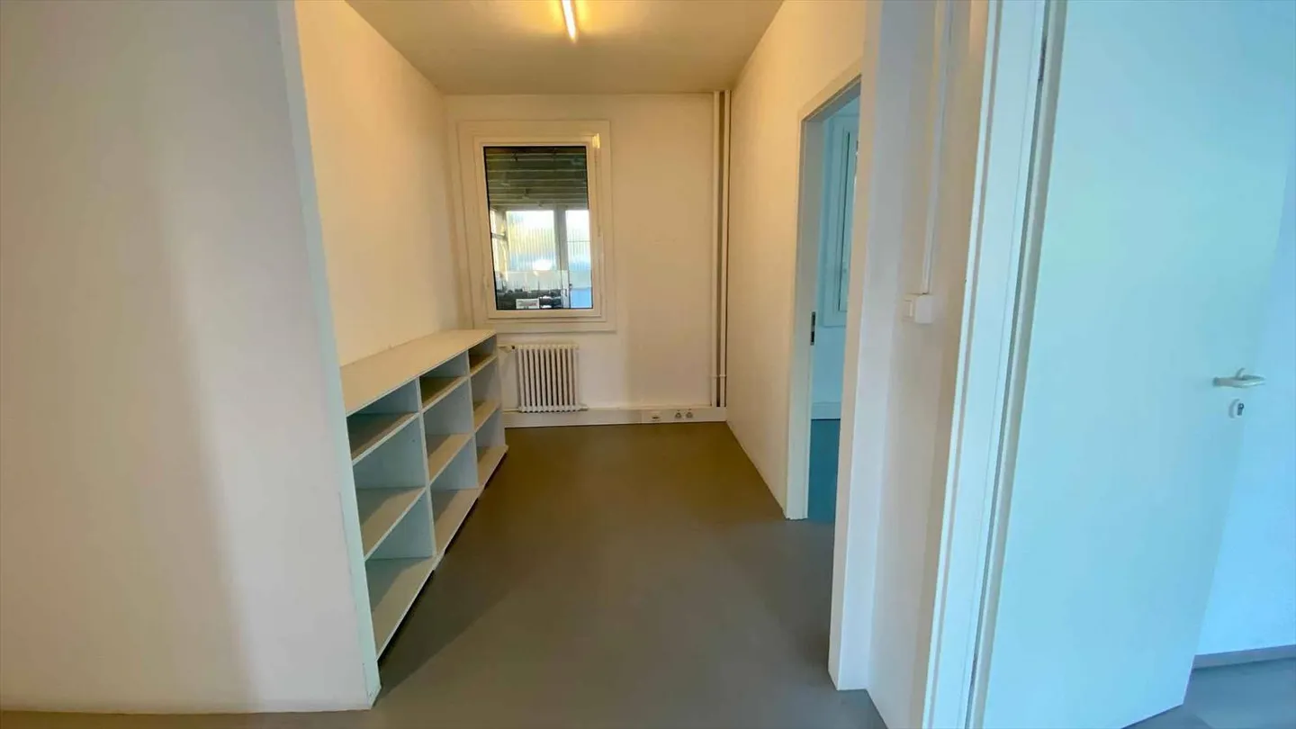 Büro 5 Zimmer - Foto 9 von 13