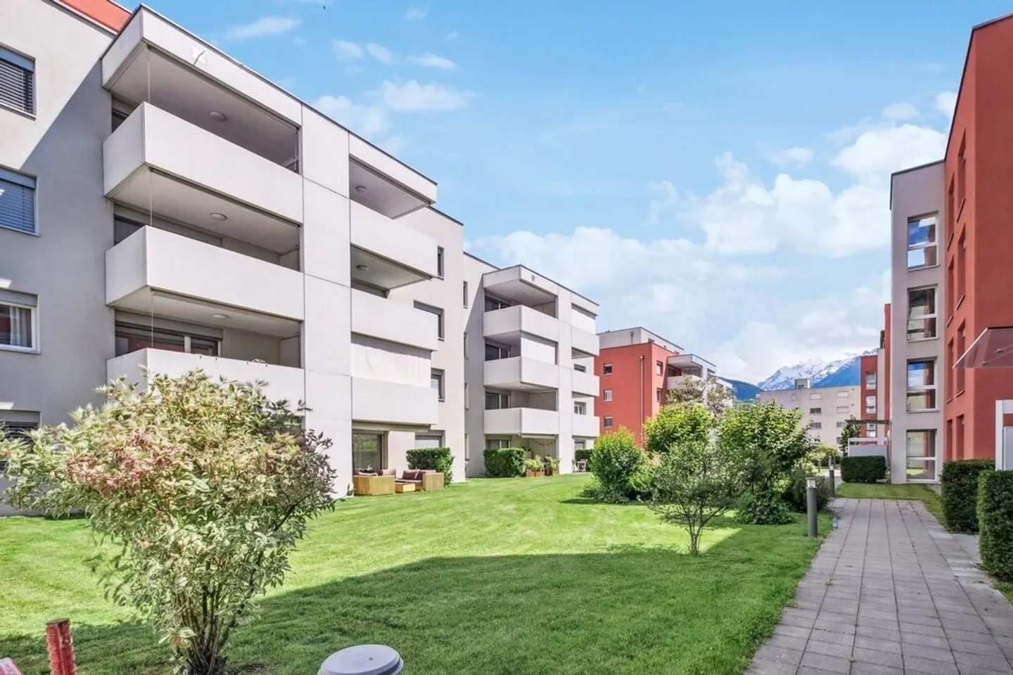 Moderno, tranquillo eppure nel cuore dell'azione - Foto 1 di 8