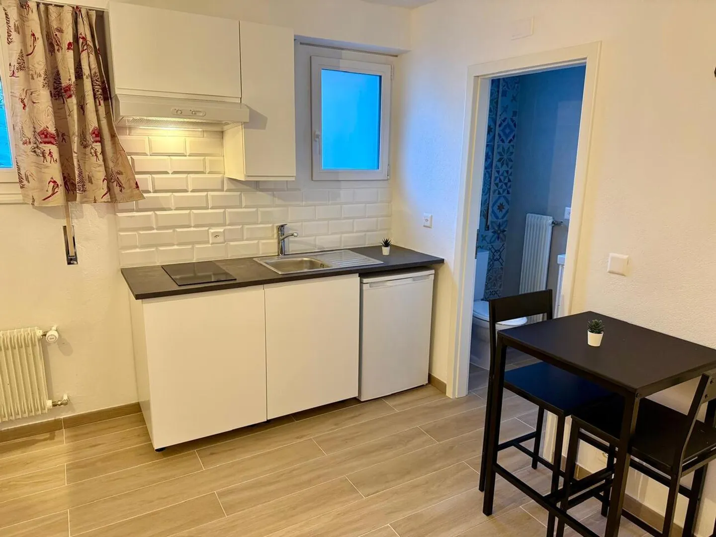Charming small renovated studio - IN THE YEAR - Photo 1 of 6