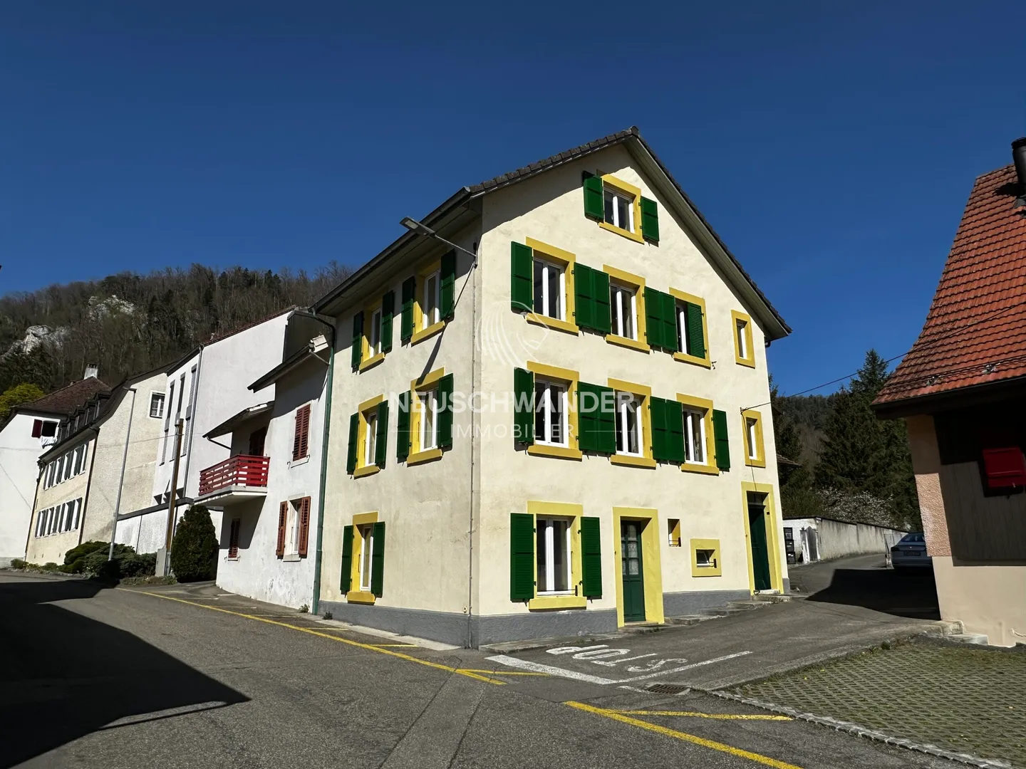 Charmantes Duplex in der Natur - Foto 1 von 13