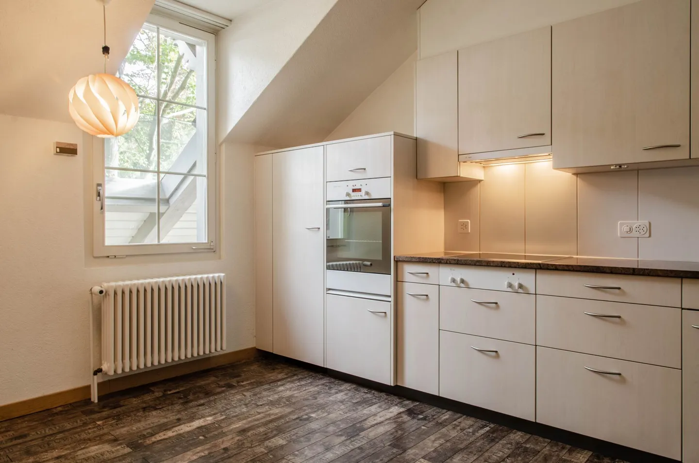 Casa multifamiliare versatile vicino al lago - Hünibach - Foto 9 di 24