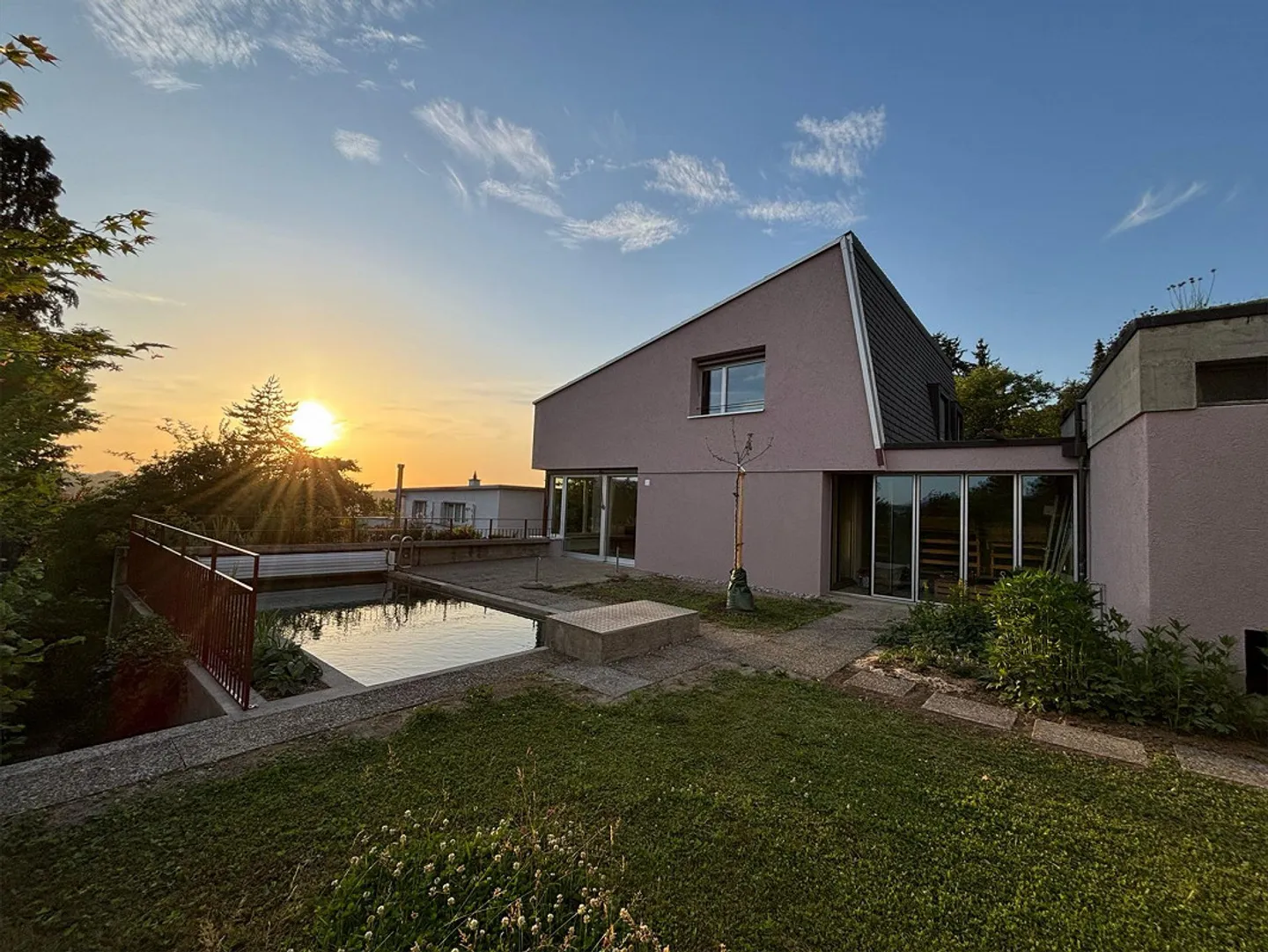 6.5-Room Single-Family Home with Pool and Double Garage in Arlesheim for Rent - Photo 1 of 12