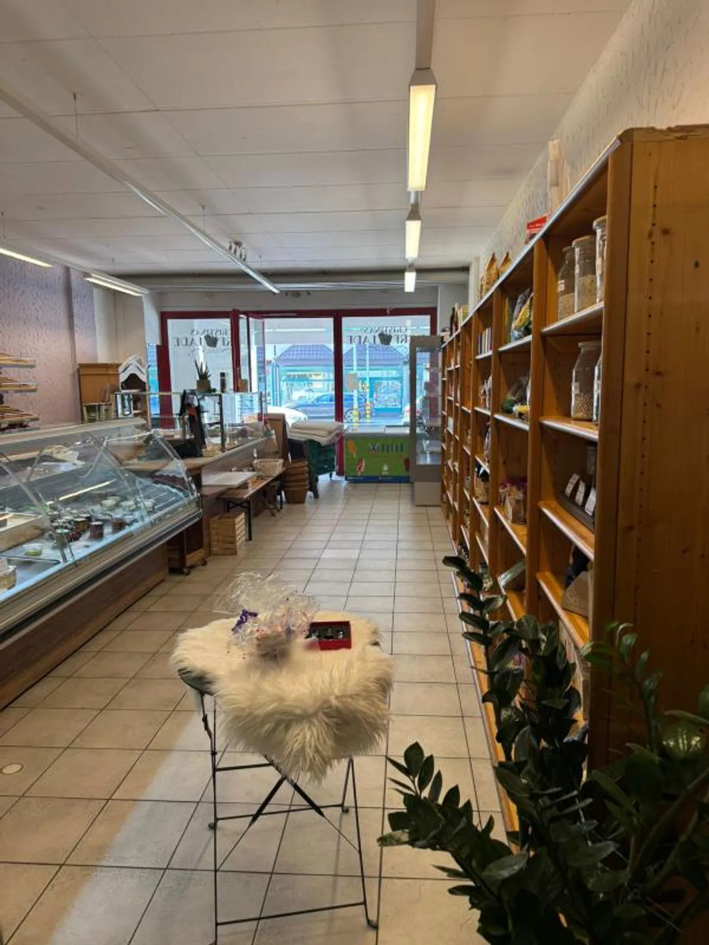 Zentral ein Ladenlokal zum Mieten - Foto 4 von 5