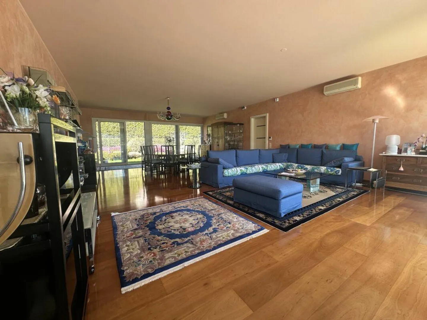Bellissimo appartamento di 6 stanze con grande terrazza - Foto 4 di 11