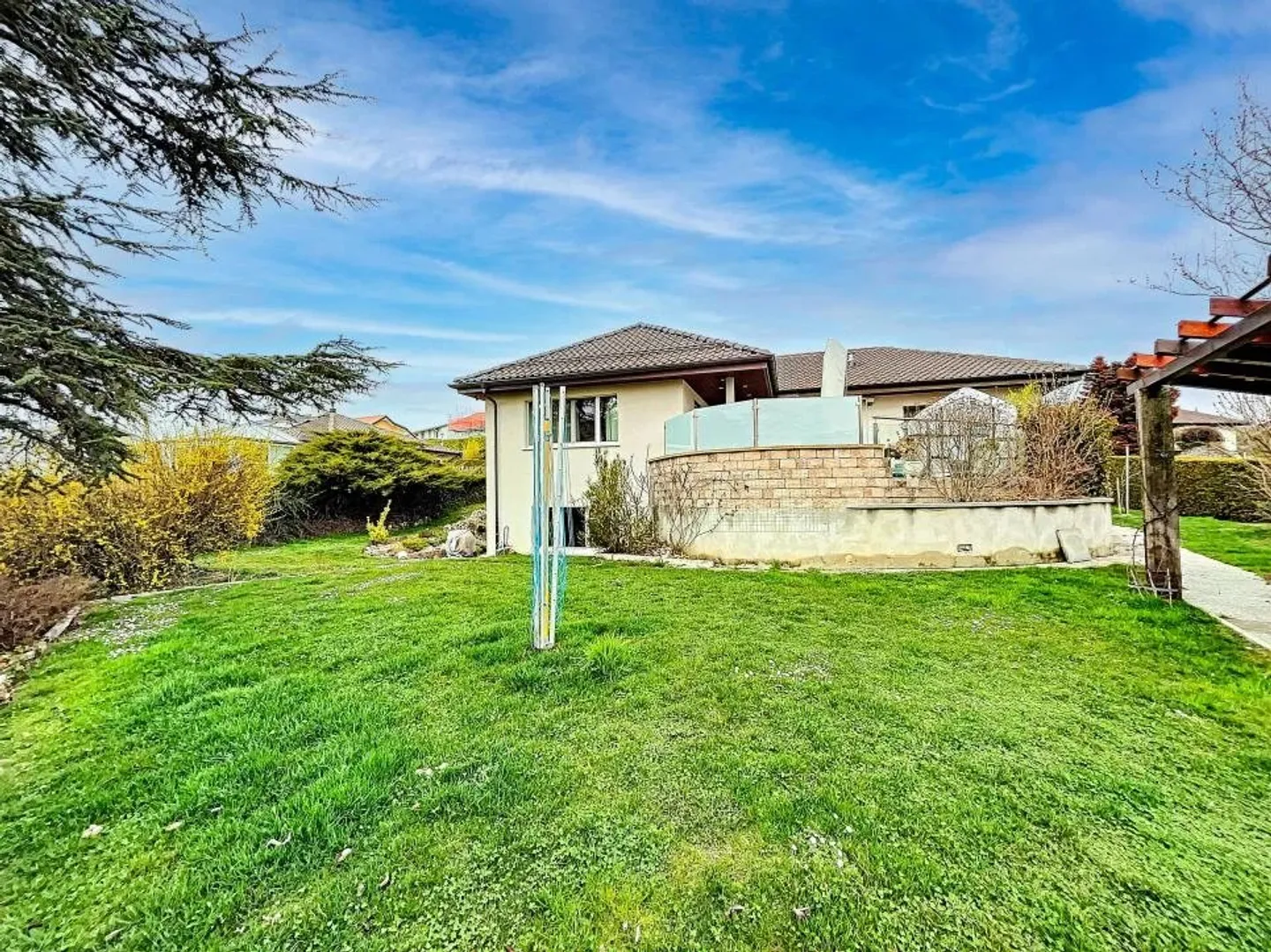 In una zona tranquilla, bella villa individuale, intimità e raro fascino! - Foto 9 di 9