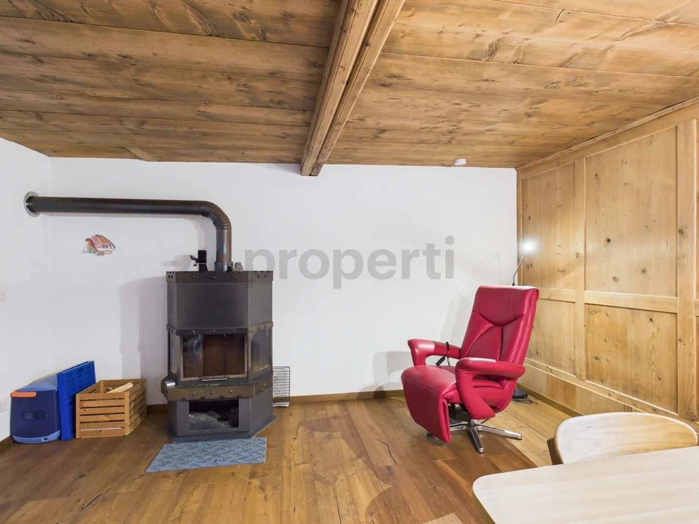 Maison résidentielle et de vacances de 5,5 pièces à Cazis avec beau jardin et abri séparé - Photo 7 sur 13